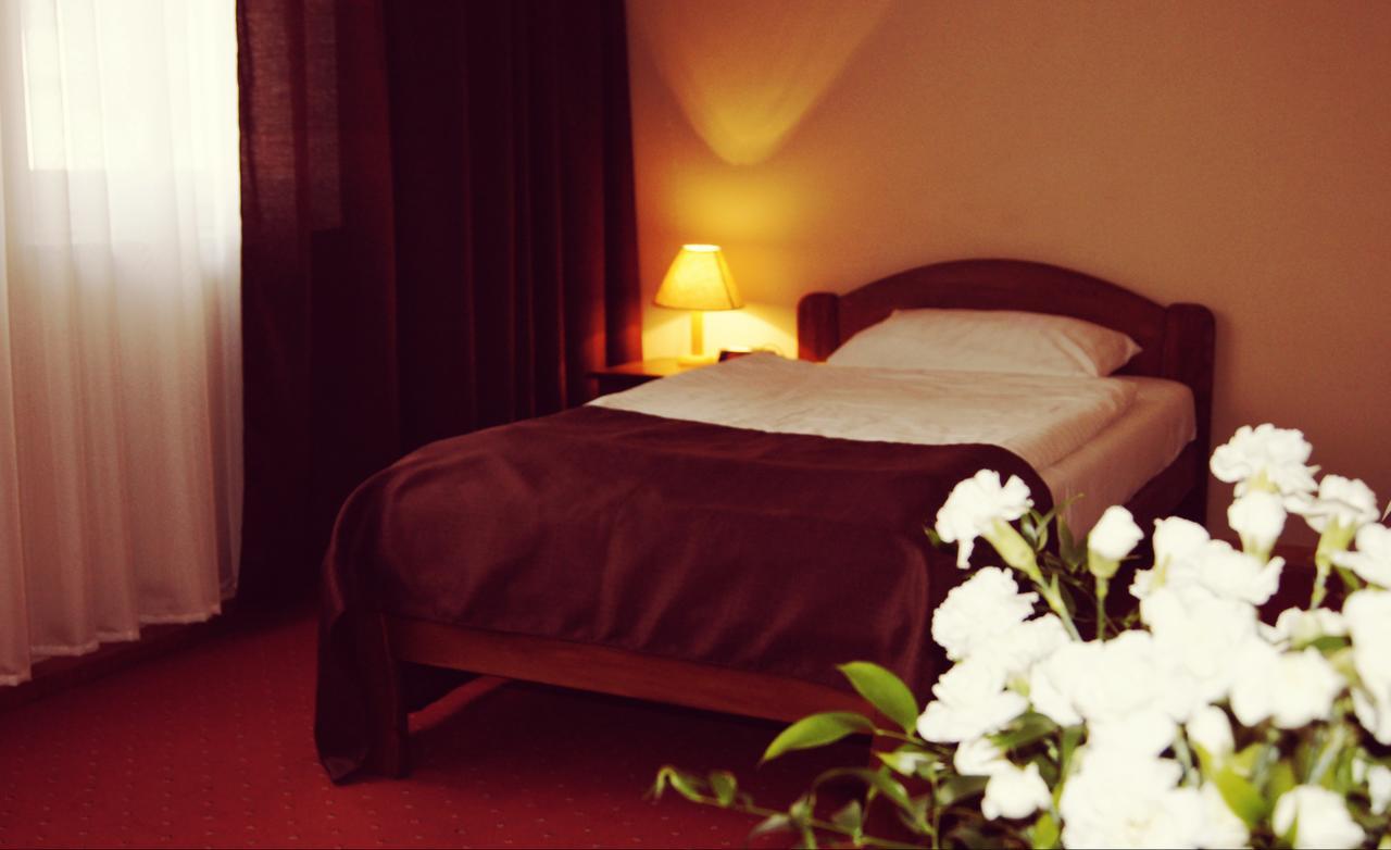Hotel Metro Kłodzko Kültér fotó