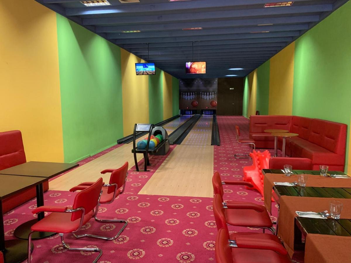 Hotel Metro Kłodzko Kültér fotó
