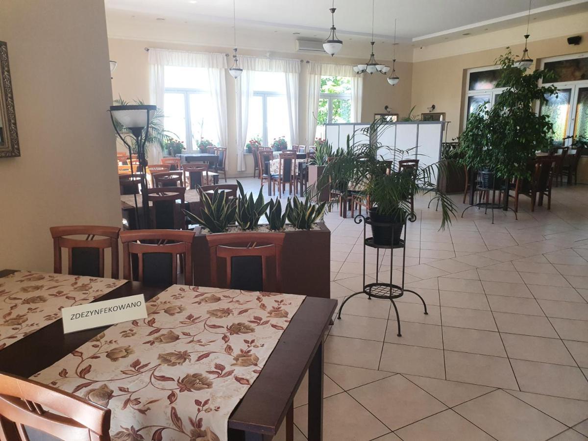 Hotel Metro Kłodzko Kültér fotó